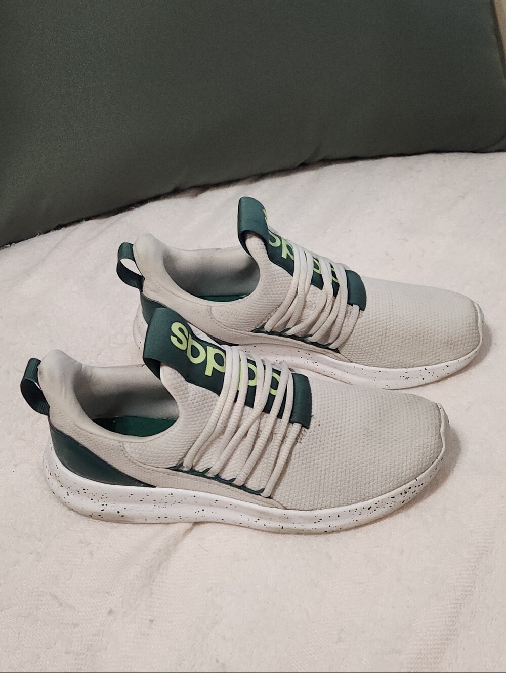 Adidas Mens Slip-on Athletic Shoes white & green Sz 8.5/42